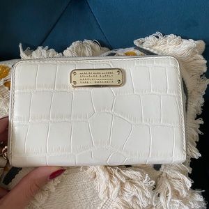 Marc by Marc Jacobs wristlet